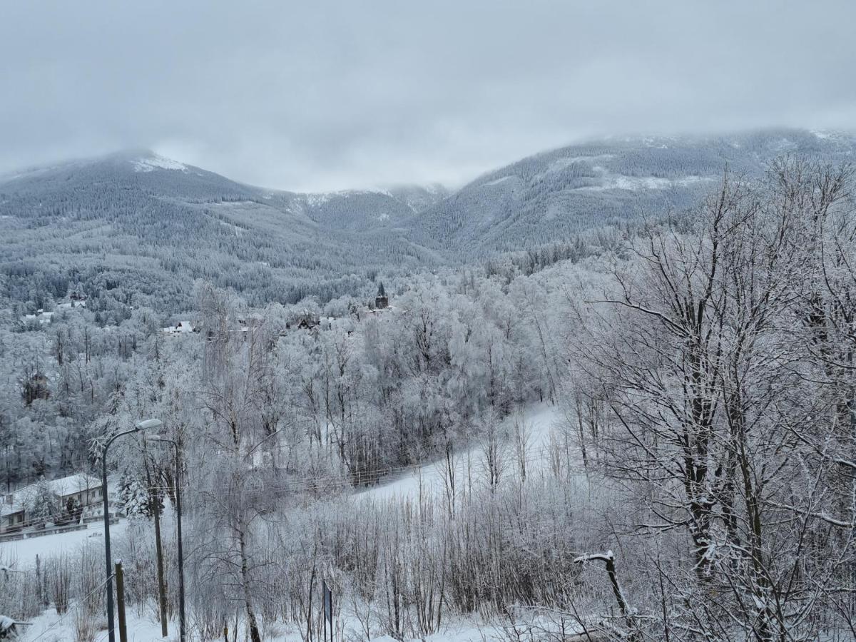 Moje Miejsce - Mieszkanie Z Duzym Tarasem Na Wylacznosc Karpacz Buitenkant foto